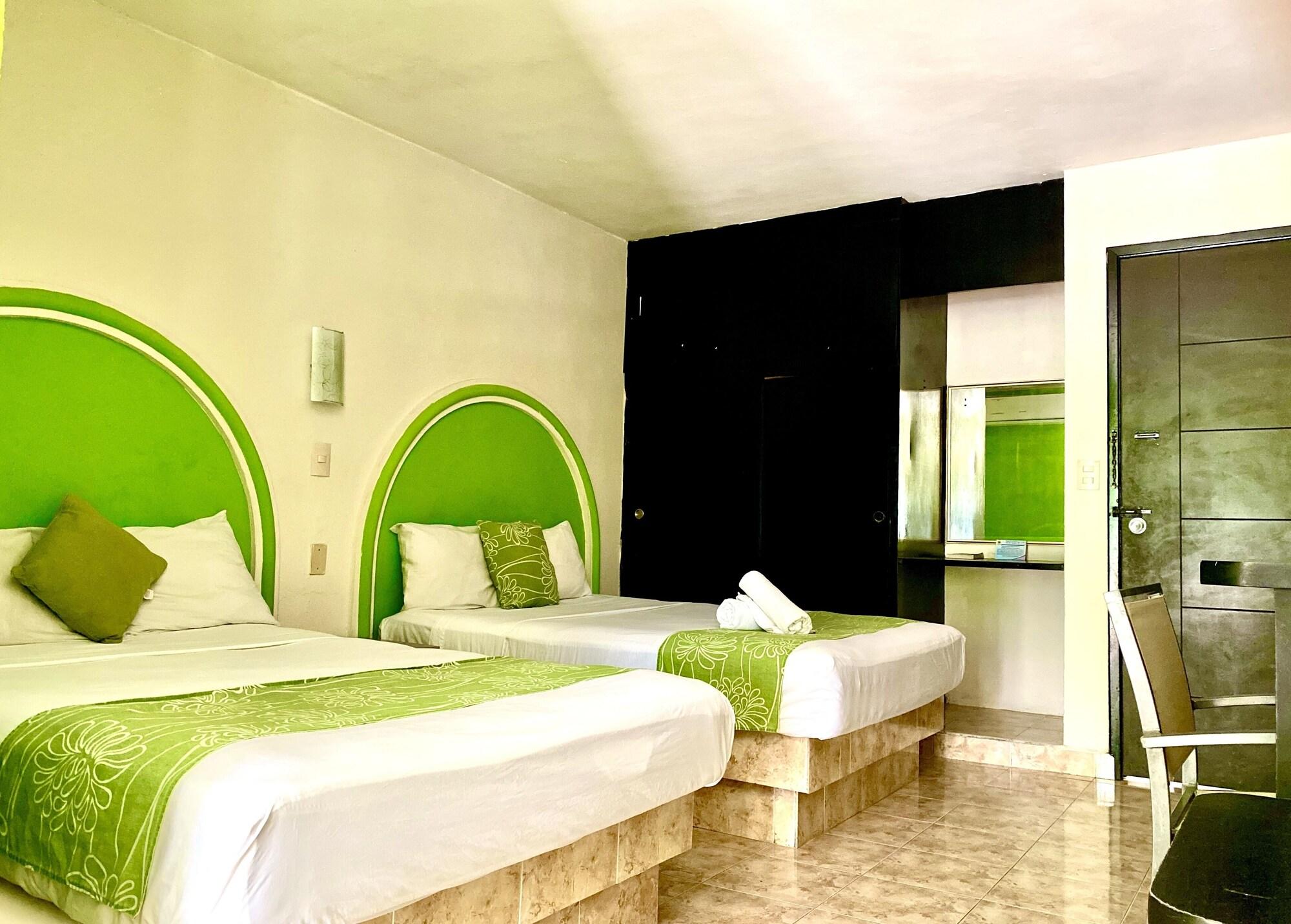 Hotel Hc Internacional Канкун Экстерьер фото