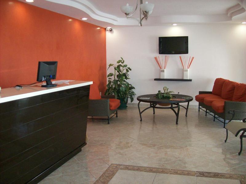 Hotel Hc Internacional Канкун Экстерьер фото