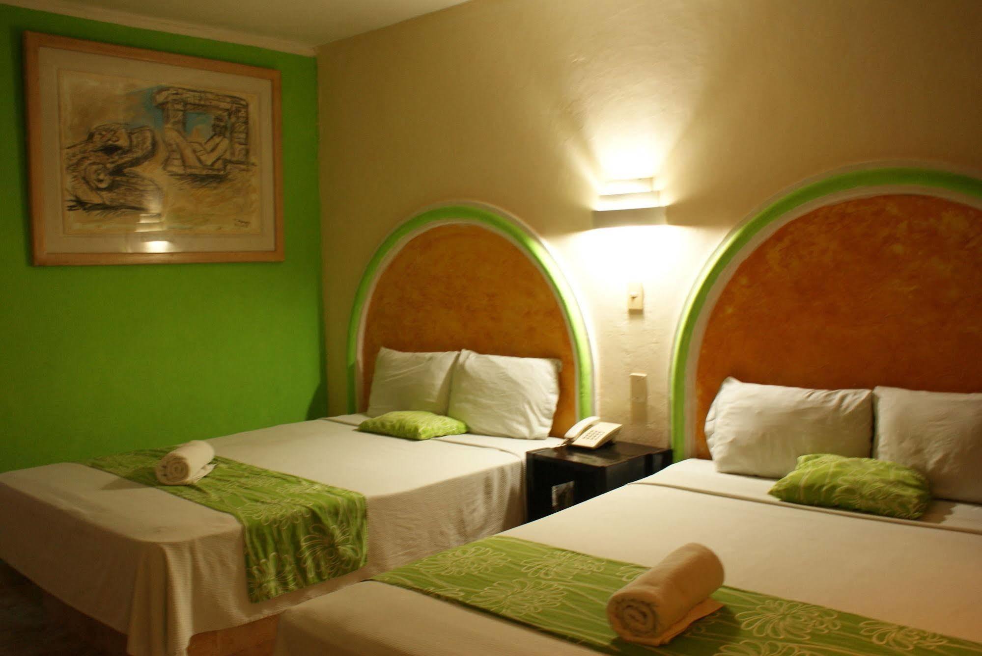 Hotel Hc Internacional Канкун Экстерьер фото